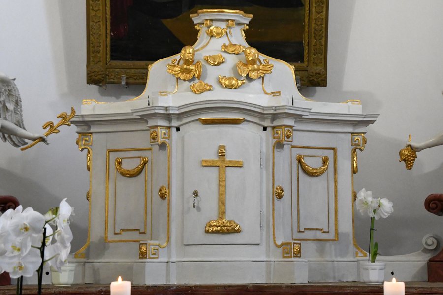 File:Szólád, római katolikus templom Nepomuki Szent János-oltára 2022 06.jpg